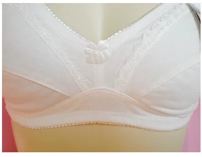 

Sexy Floral Lace Bra Thin Wire Free cotton Bralette Comfortable Adjuted Underwear Women Lace Bra Brassiere Sexy Lingerie D05