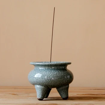 

Cute Mini Jingdezhen Crackle China Ceramic Incense Burner Stick Holder