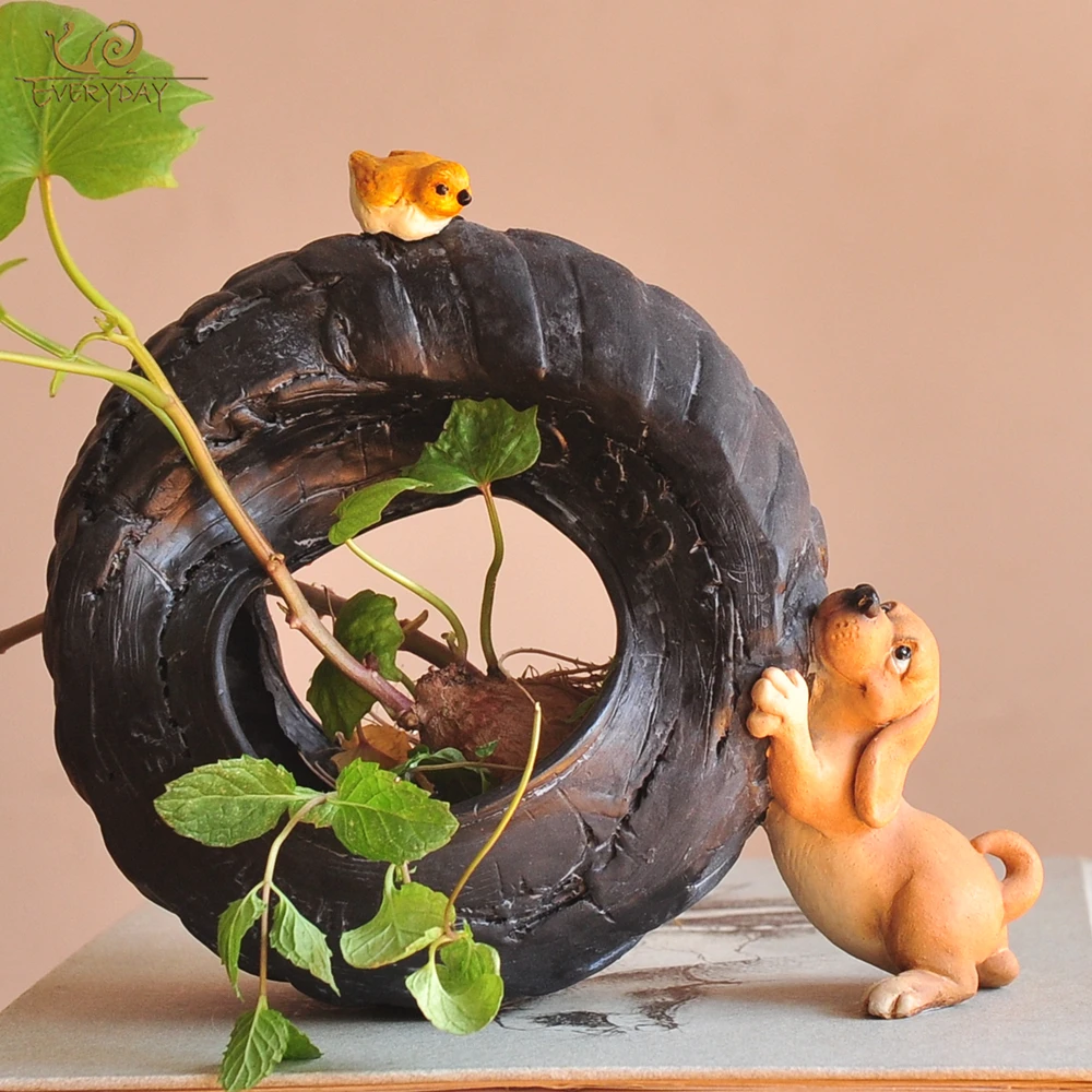 

Everyday Collection Cute Dog Animal Decorative Flowerpot Succulent Artificial Green Plants Fairy Garden Pot Modern Home Decor