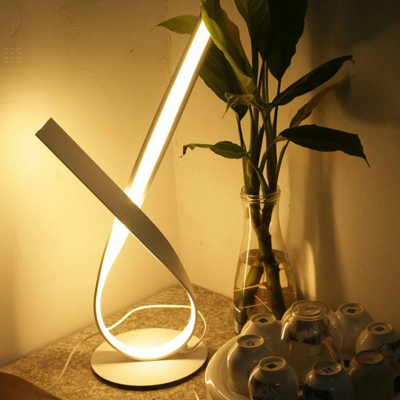 Современный Креативный Настольный светильник с защитой глаз, 100-240 В переменного тока, романтическая настольная лампа, Настольный светильник для гостиной, прикроватной тумбы, спальни, кабинета