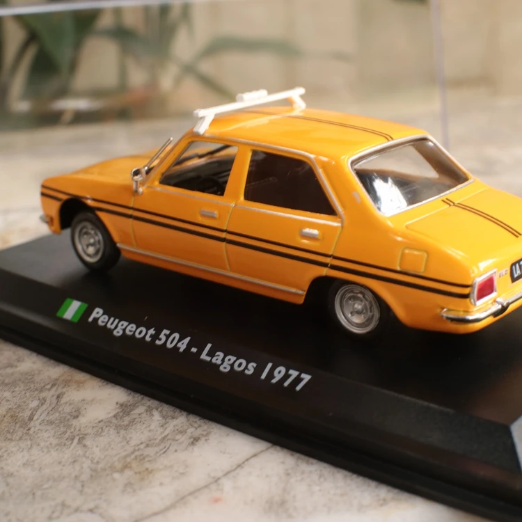 Высокое моделирование нигерийские такси, peugeot 504-Лагос 1977,1: 43 сплава модели автомобилей, оригинальная упаковка подарочная коробка модели автомобилей