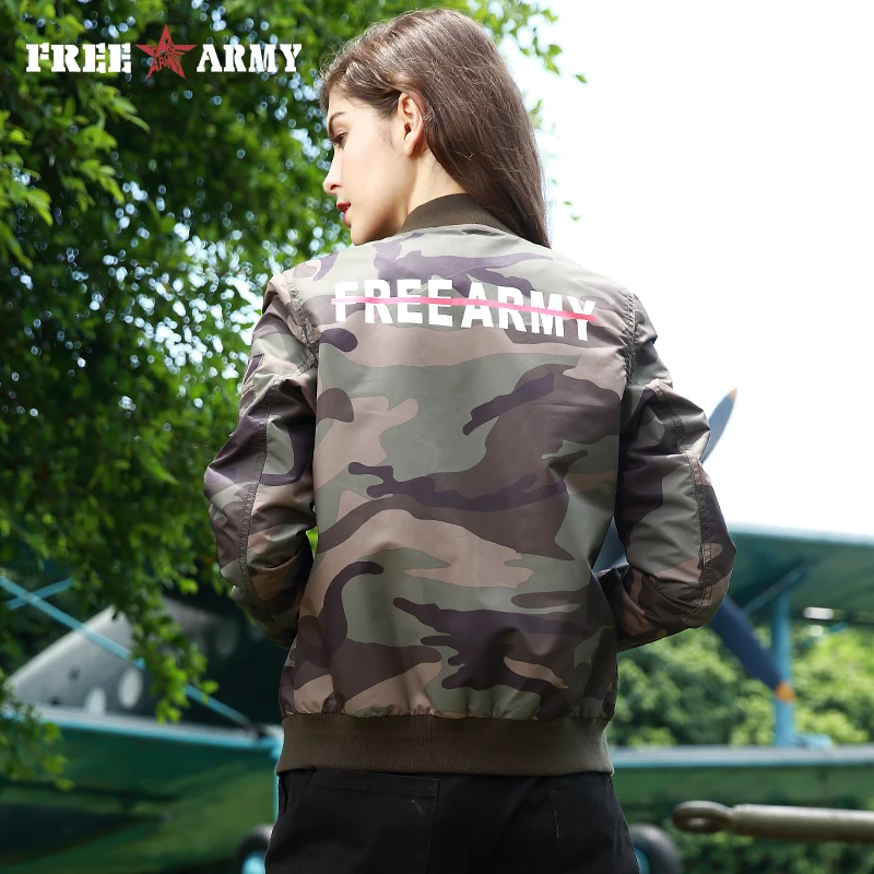 Осенние женские куртки FREEARMY модное повседневное пальто короткая камуфляжная