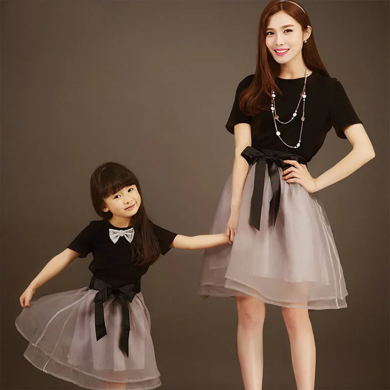 

Mother Daughter Dresses Wedding Tutu Skirt Clothing 2019 Summer Mom and Daughter Elegant Dress Bowtie Family Matching Clothes