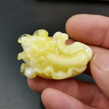 

The New Imitation Fluorescence Floating brine Cabbage pendant necklace