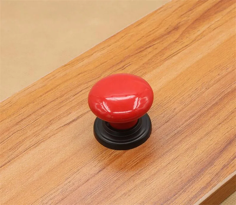 9582413297_403940942