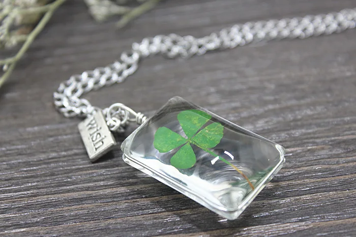 Ожерелье SUTEYI Lucky Clover Glass ожерелье с сушеными цветами натуральный шар подвеска