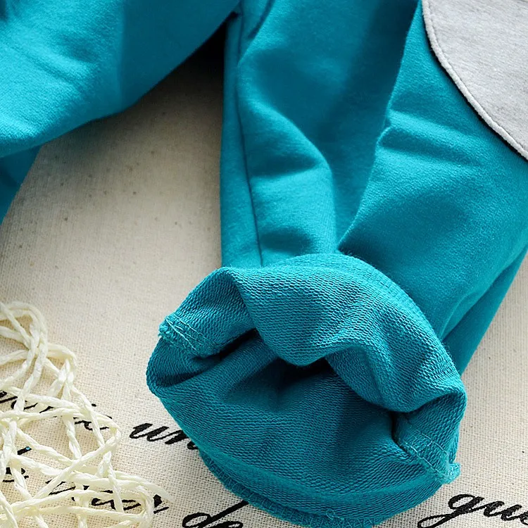 2757181733_926338012