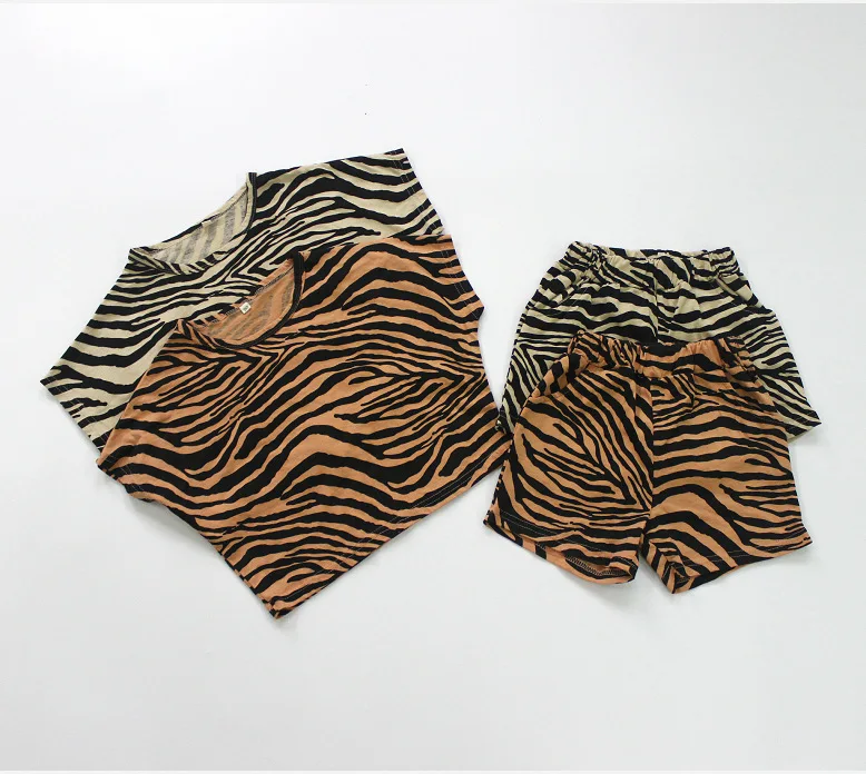 

2019 New Stylish Girls Boys 2pcs Printed Set T-shirt +Shorts Summer Kids Suit 2-7Years