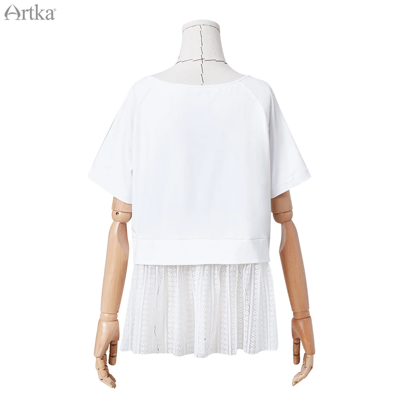 Женская футболка с принтом фруктов ARTKA белая Повседневная круглым вырезом и