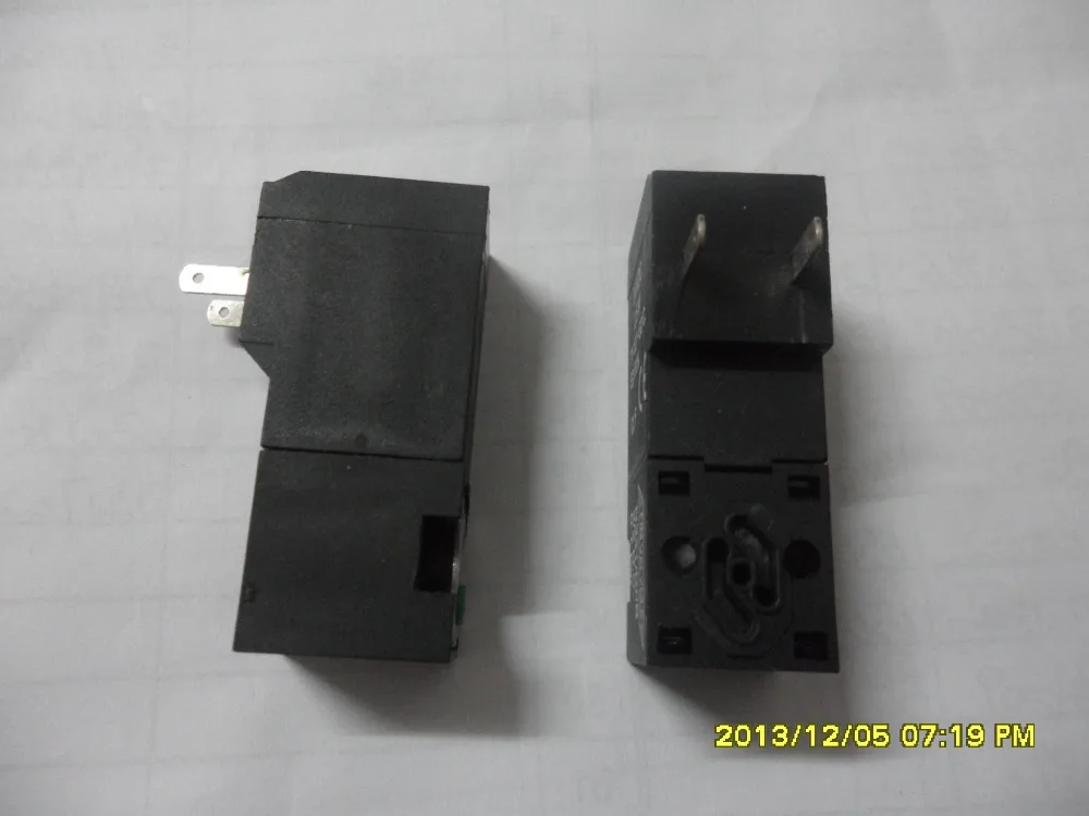 

Lonati Socks Machine Use Replace D4900833 24VDC, 2.3W, 3/2 NA Solenoid Valve