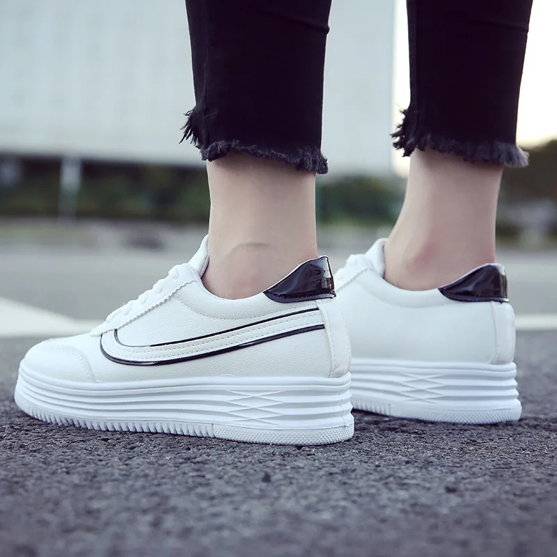 

2019 white new breathable fashion men's and women's Korean shoes Casual shoes free shipping Male summer