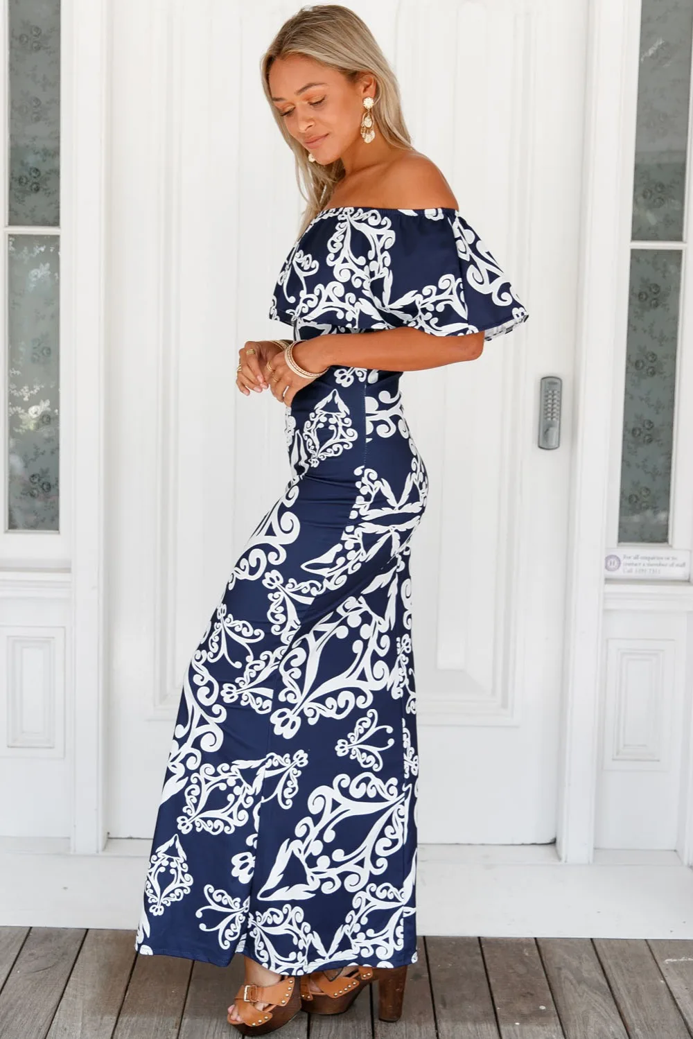 White-Tendril-Print-Navy-Off-the-shoulder-Maxi-Dress-LC61189-6-10