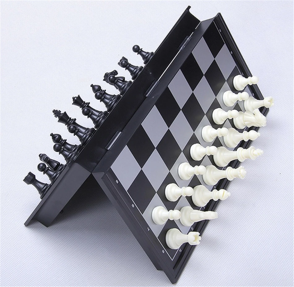 BSTFAMLY пластиковые шахматы Комплект игры, портативная игра международных шахмат, складные пластиковые шахматы доска магнитные шахматы, LA5