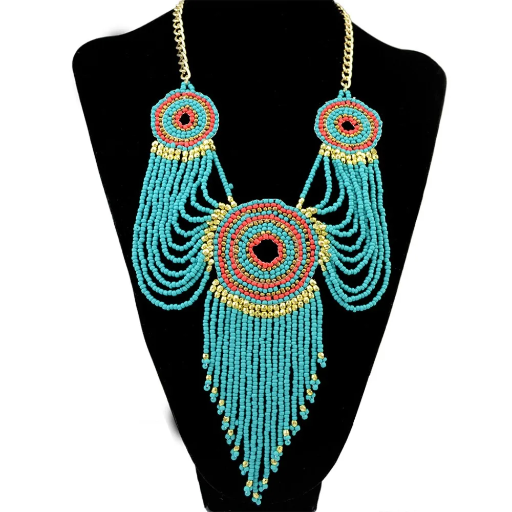 styling necklaces