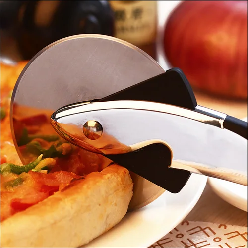 "Sharp Shark" Stainless Steel Shark Pizza Cutter 6