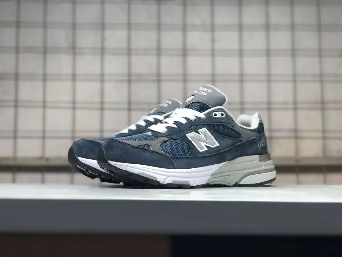 

2019 New pattern NEW BALANCE 993 women's jogging shoes Badminton Shoes