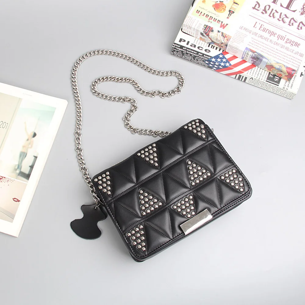 

2018 European American Style Sheepskin Chains Rivets Shoulder Female Bags Fashion Solid Messenger Cool Lady Elegant Leisure