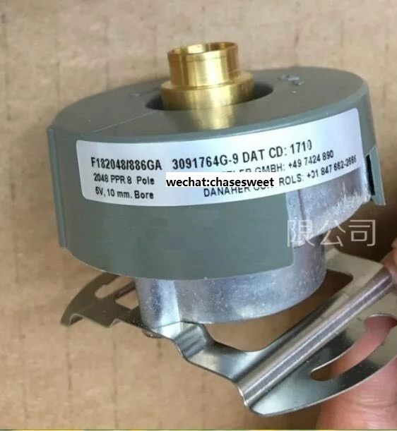 F182048