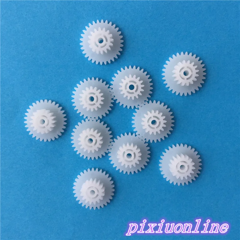 

10pcs K060Y 30162A Plastic Double-Deck Reduction Gear DIY Toys Robot Parts High Quality On Sale