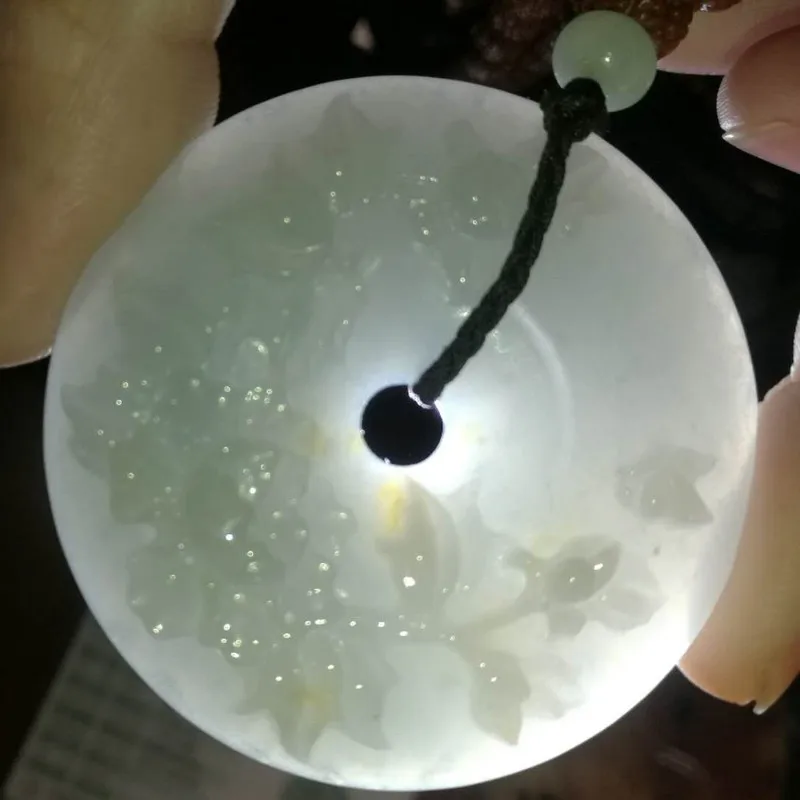 

King of jade ! Fidelity natural Myanmar Jadeite pendants Chinese style Cut flowers fine jewelry natural green gemstone