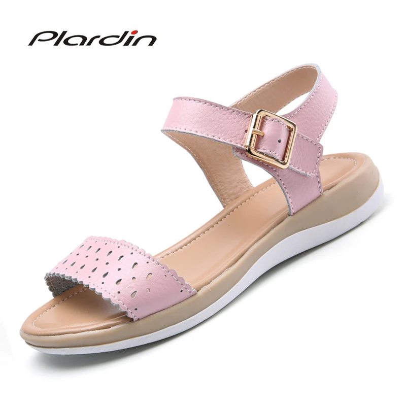 

Plardin New Women Shoes Summer Buckle Strap Flat Heel Genuine Leather Casual Ankle Strap Shoes Woman Beach Sandals Slippers