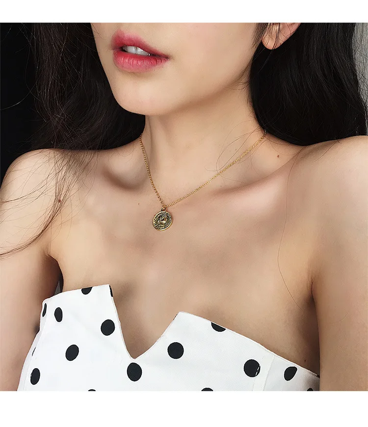 (3)