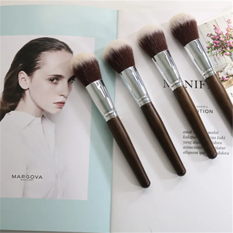 

1pcs Large Makeup Cosmetic Brushes Face Blush Concealer Brush Powder Contour Foundation Tool with No Logo Maquillage Hot YA140