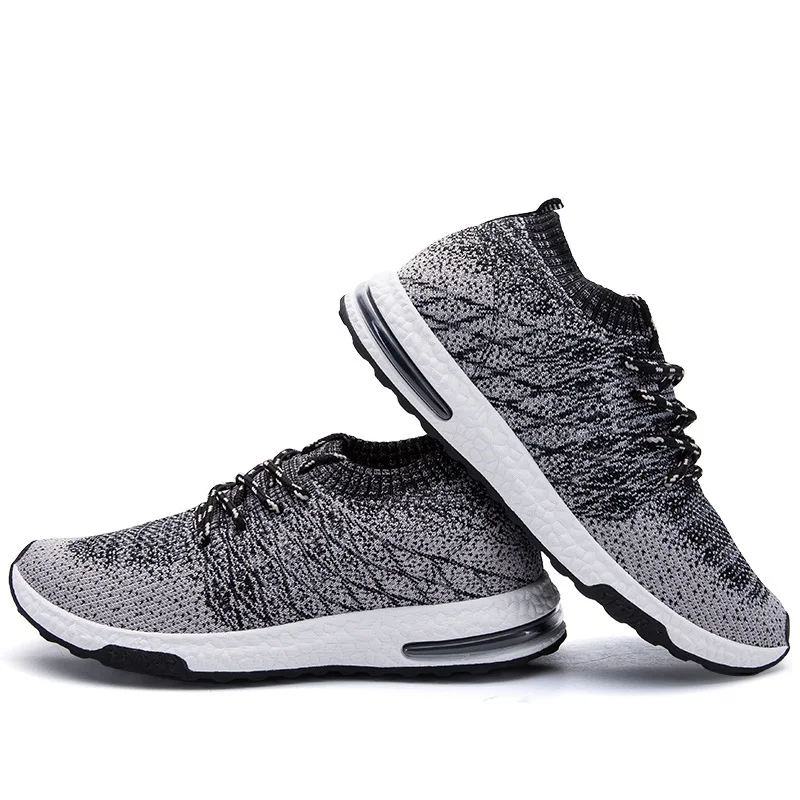 boys laceless running shoes