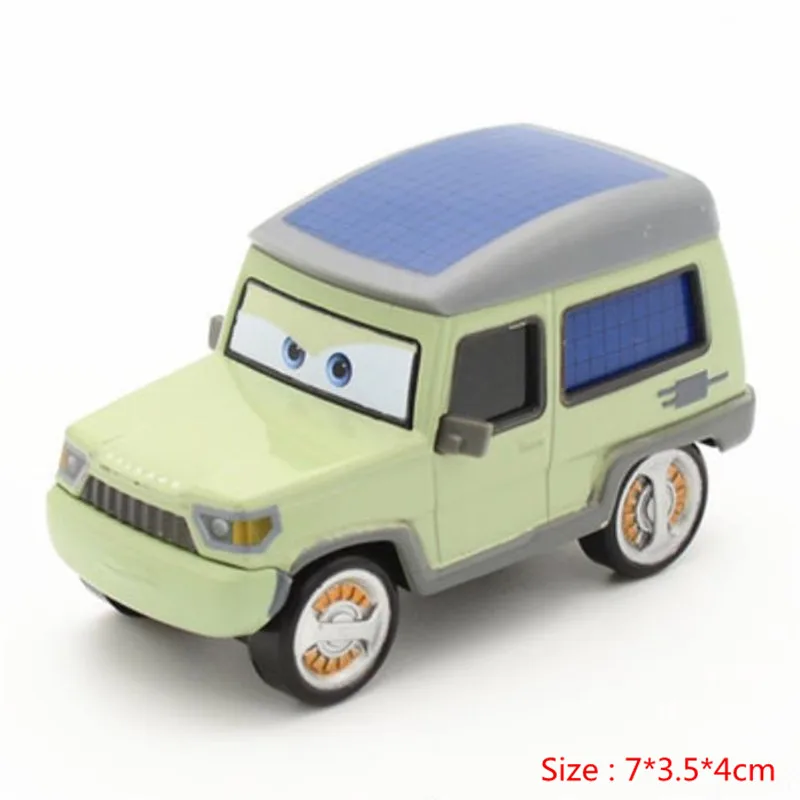 Машинки Дисней Pixar 2 и 3 Lightning McQueen гоночный семейный 1:55 из пластика литой