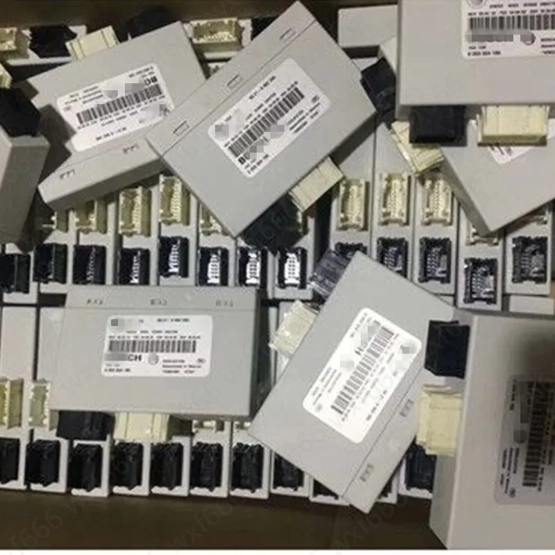 

Car Reversing radar computer board module X1 E84b mw20D Parking distance probe controller Parking distance alarm system