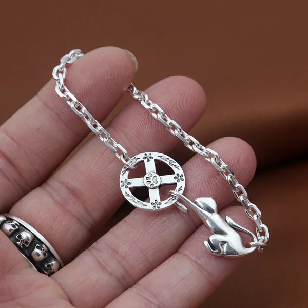 

Wholesale S925 Sterling Silver Jewelry Men And Women Models Fashion Manual Retro Dog Footprints Round Card Thai Silver Bracelet