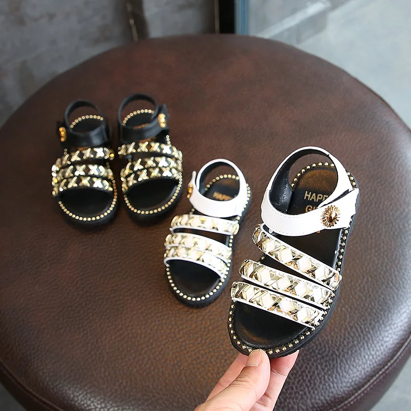 Children's sandals 2019 new summer open toe soft sole anti-skid 1-3 years old cute flat shoes rhinestone Rivet girls princess