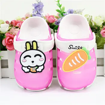 

1-3 years old new children's sandals female baby hole shoes baby slippers men's beach shoes