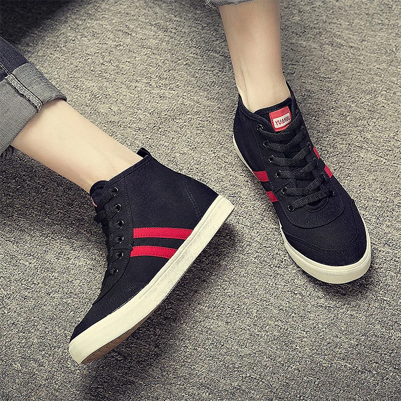 Canvas Shoe Male Motion Leisure Time Small White Shoes Men Trend Young Student Run Light Skate Shoes Sneakers Zapatos De Hombre