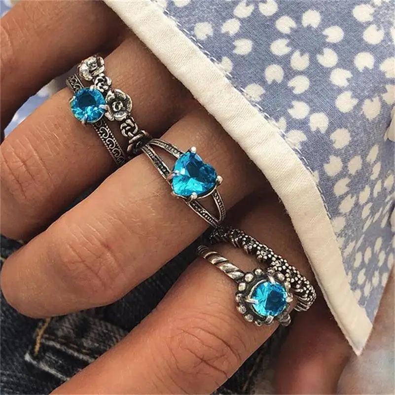 

5 Pcs/set Women Charm Bohemian Retro Blue Heart Hollow Carved Silver Ring Set Jewelry Party Wedding Accessories