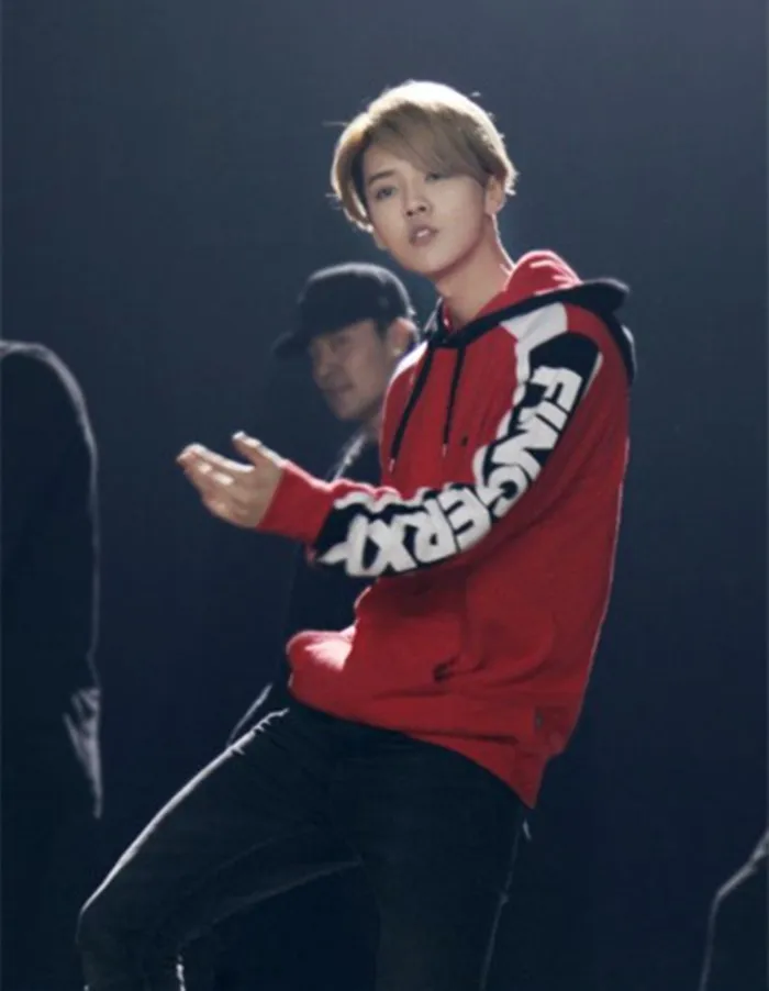 Новинка 2017 Kpop EXO Luhan красный Кепки толстовка унисекс пуловер Свитшот пальто