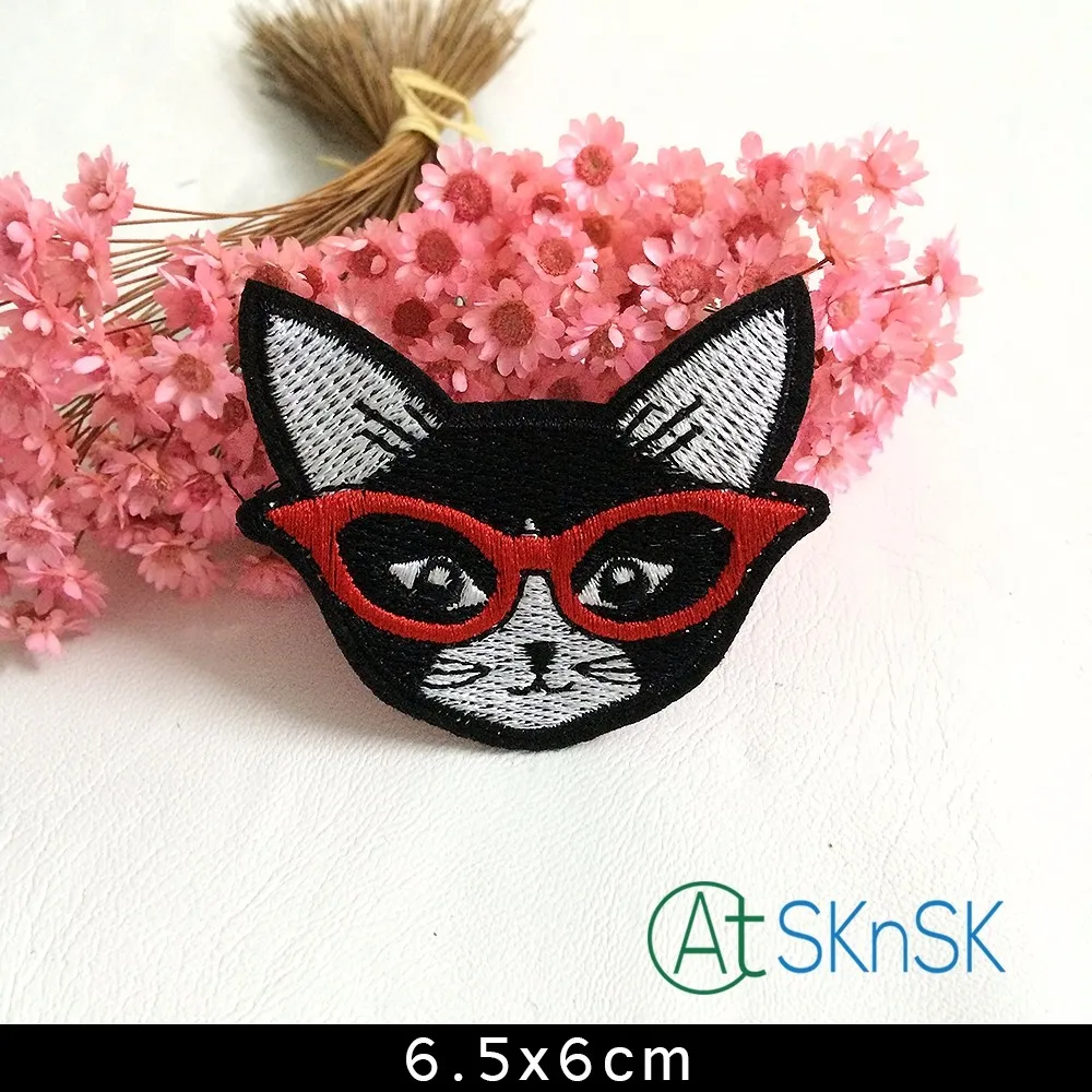 5pcs Black Cat Patch for Clothing Iron on Embroidered Sew Applique Cute