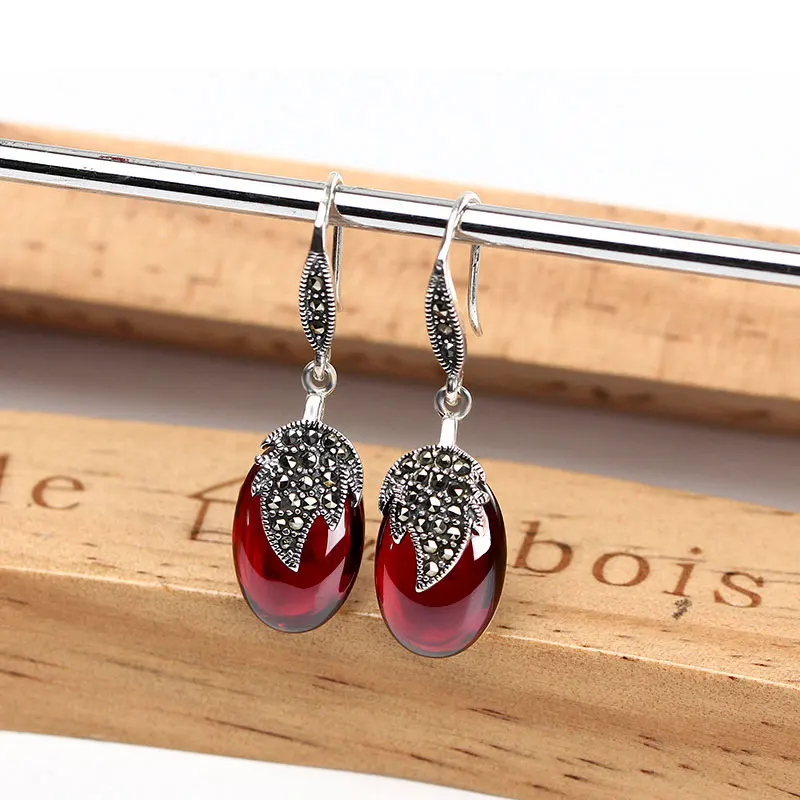 

RADHORSE Earring Genuine 925 Sterling Silver Woman High jewelry Thai silver Garnet Retro Modeling classic Style Earring