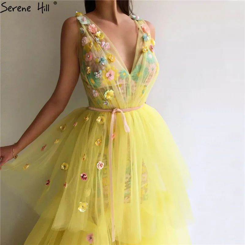 

Yellow Sleeveless Sequined Flowers A-Line Evening Dresses 2019 Sexy V-Neck Tulle Evening Gowns Long Serene Hill LA70127
