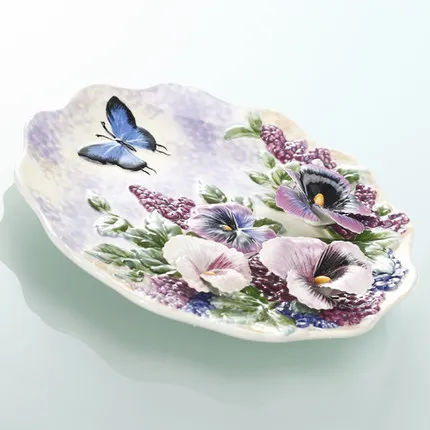 Роскошная Бабочка и цветок фарфоровые декоративные тарелки для висящая керамическая ваза рельефная ручная роспись настенная тарелка свадебный подарок