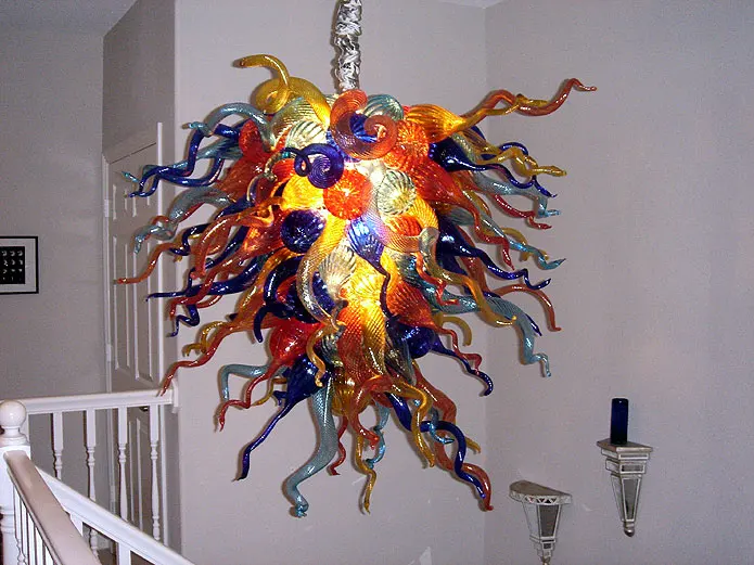 

Colorful Designed Custom-made Hand Blown Glass Chandelier Flower