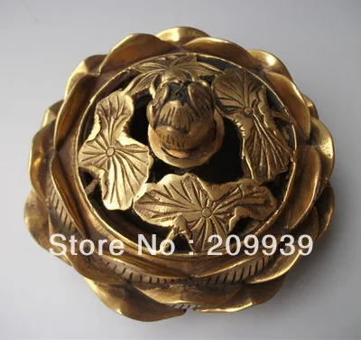 

00588 Chinese Qianlong era bronze carved lotus censer NR