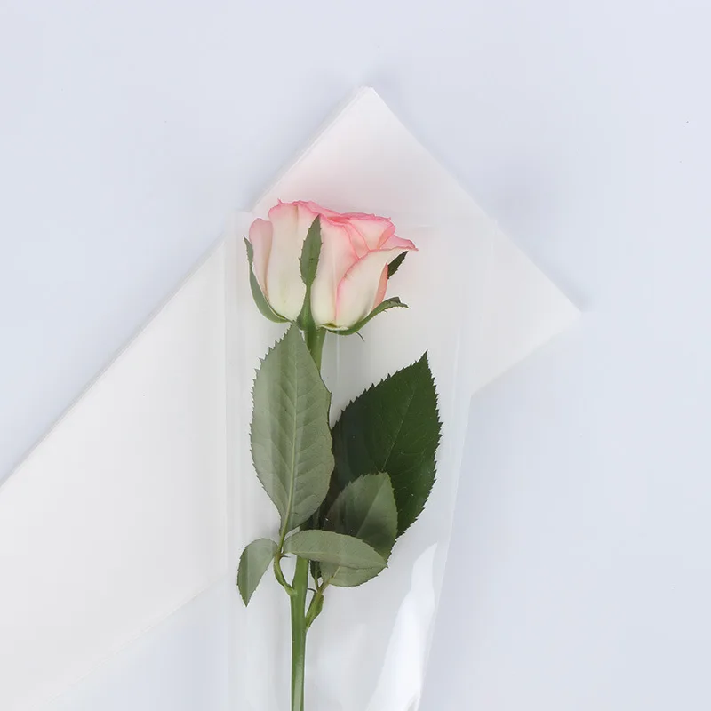 50 шт 45 см Цветочные пластиковые упаковочные сумки для цветов, одиночные розовые сумки, упаковочная бумага для цветов, сумка для роз ко Дню Святого Валентина - Цвет: white