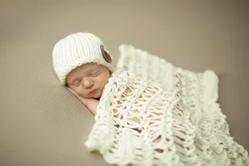 

beige crochet shoot clothes 2 colors beanie with button +blanket handmade knit baby clothes 0-1M 3-4M Newborn photography props