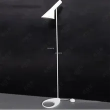 Скандинавская напольная железная лампа торшер стоящая Лампа Абажур для спальни стоячие лампы AJ светодиодный светильник украшение прикроватные торшеры