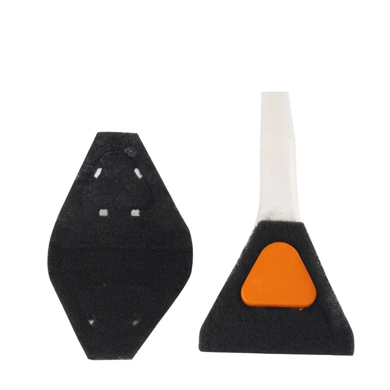 Fish tank cleaning brush