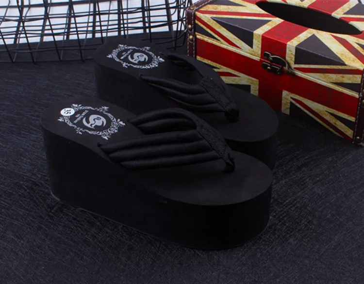 4112432863_1165786770