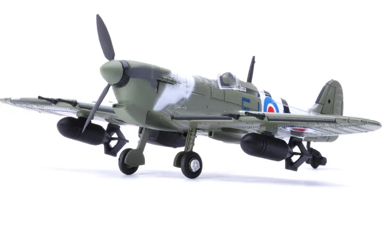 1 шт Случайная 1/48 масштаб War-II Spitfire Сборная модель истребителя, игрушки для строительства самолета литая военная модель для мальчиков