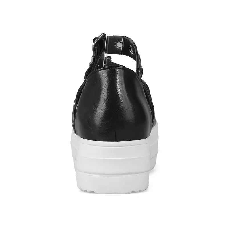 sandals shoes