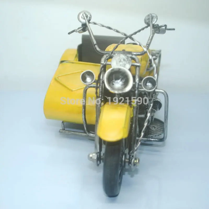 Vintage Motor Tricycle yellow (2)